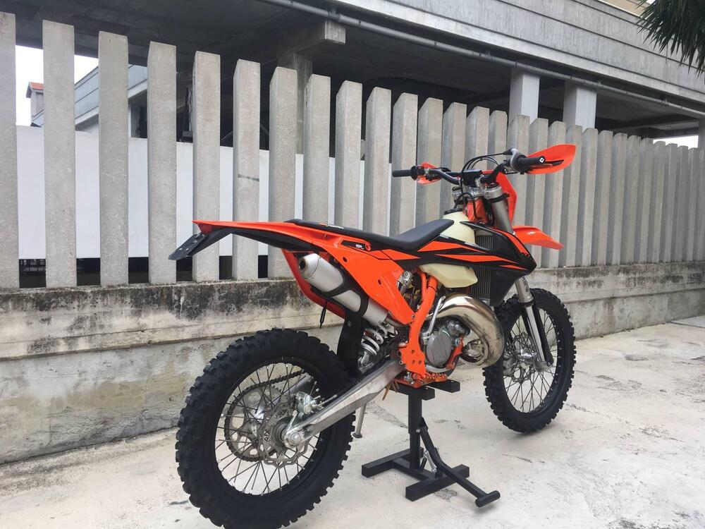 KTM 125 XC-W (2019) (4)