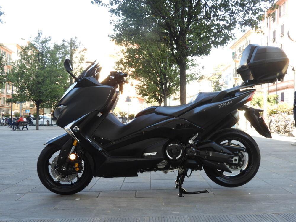 Yamaha T-Max 530 ABS (2015 - 17) (4)