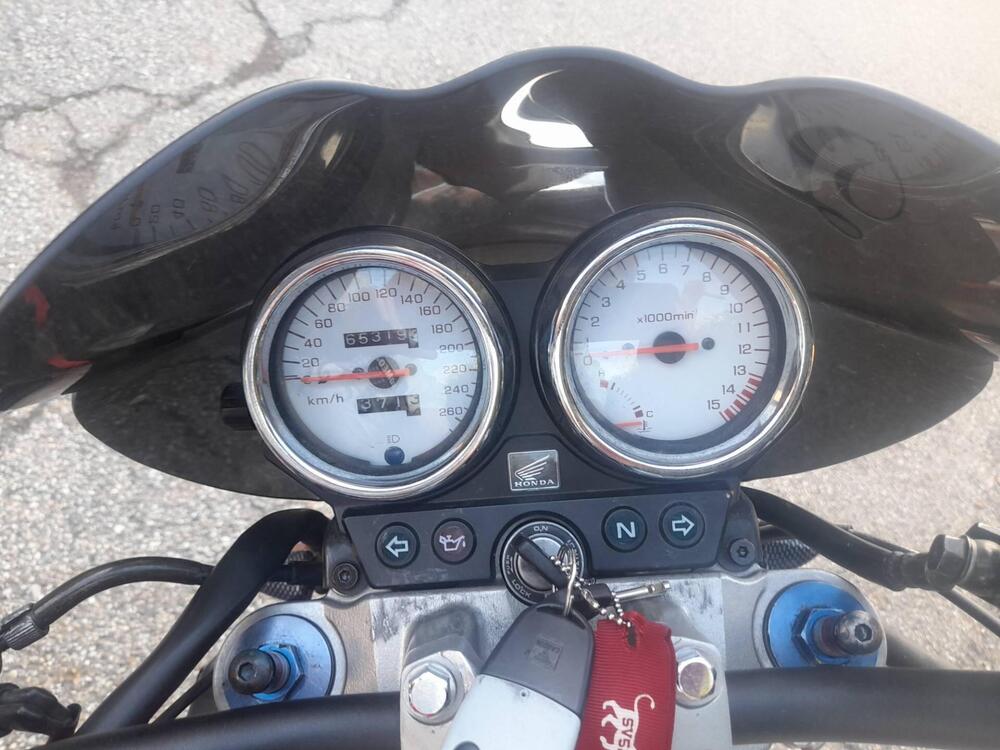 Honda Hornet 600 (1998 - 00) (5)