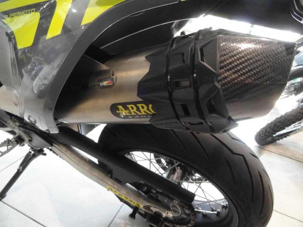 Husqvarna 701 Supermoto (2023 - 25) (9)