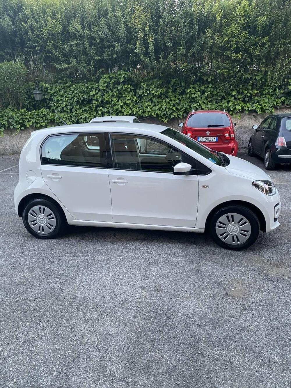 Volkswagen up! usata a Roma (4)