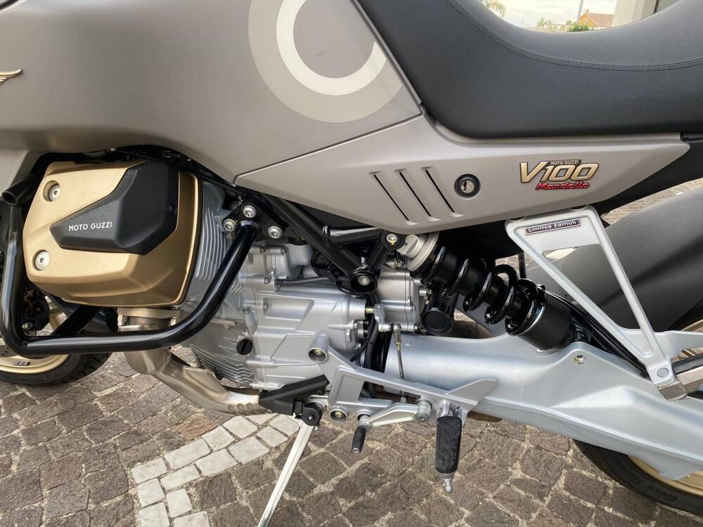 Moto Guzzi V100 Mandello (2025 - 26) (6)