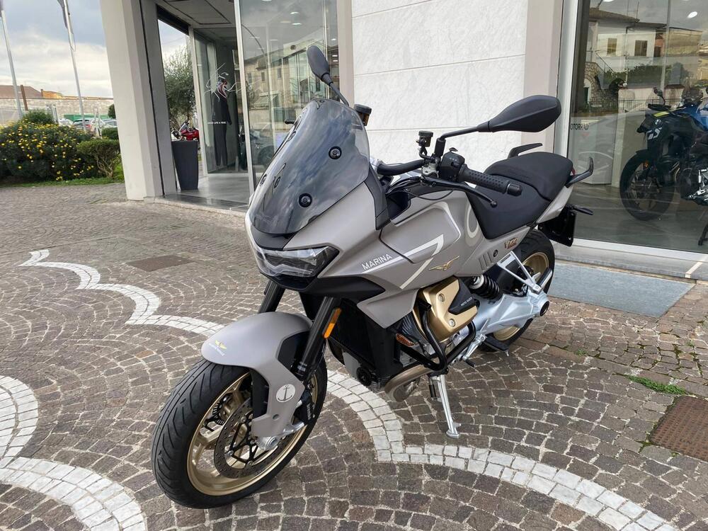 Moto Guzzi V100 Mandello (2025 - 26) (4)