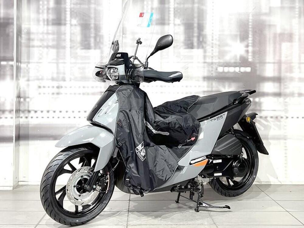 Peugeot Tweet 125 FL GT ABS (2024) (7)