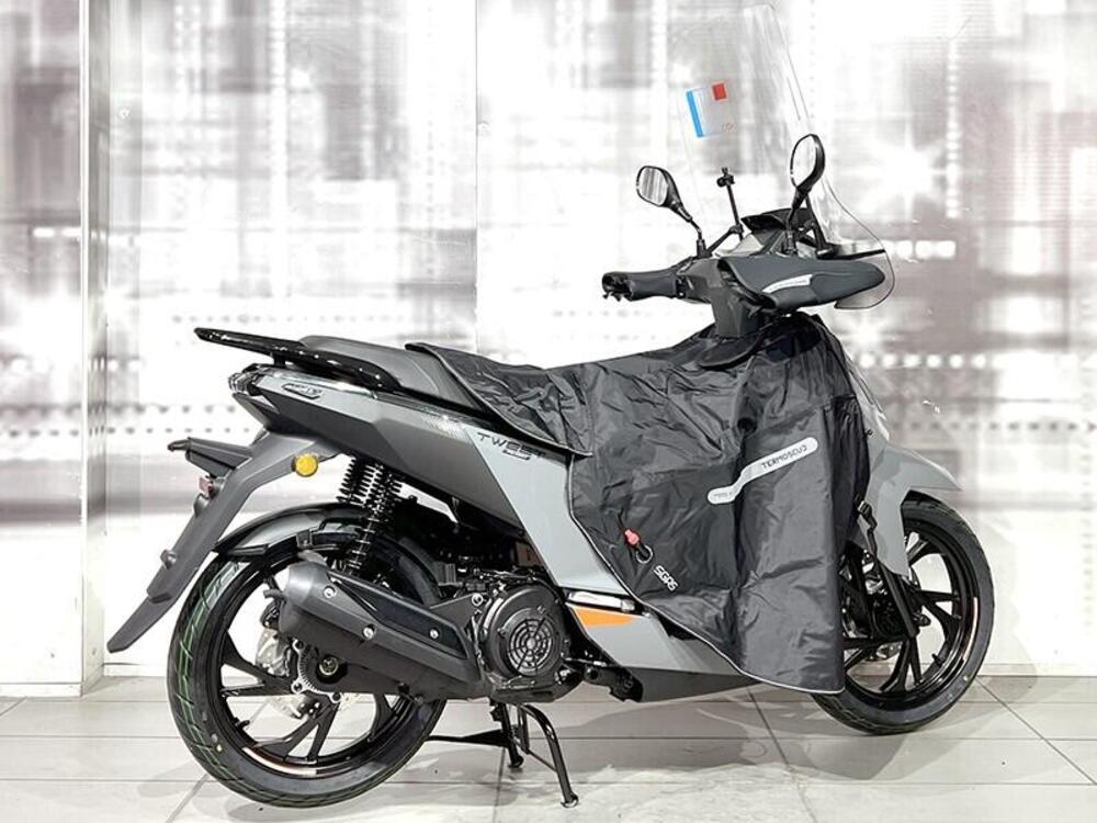 Peugeot Tweet 125 FL GT ABS (2024) (8)