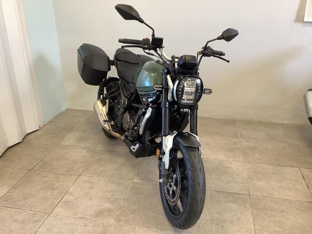 Voge Trofeo 300AC (2021 - 26) (2)