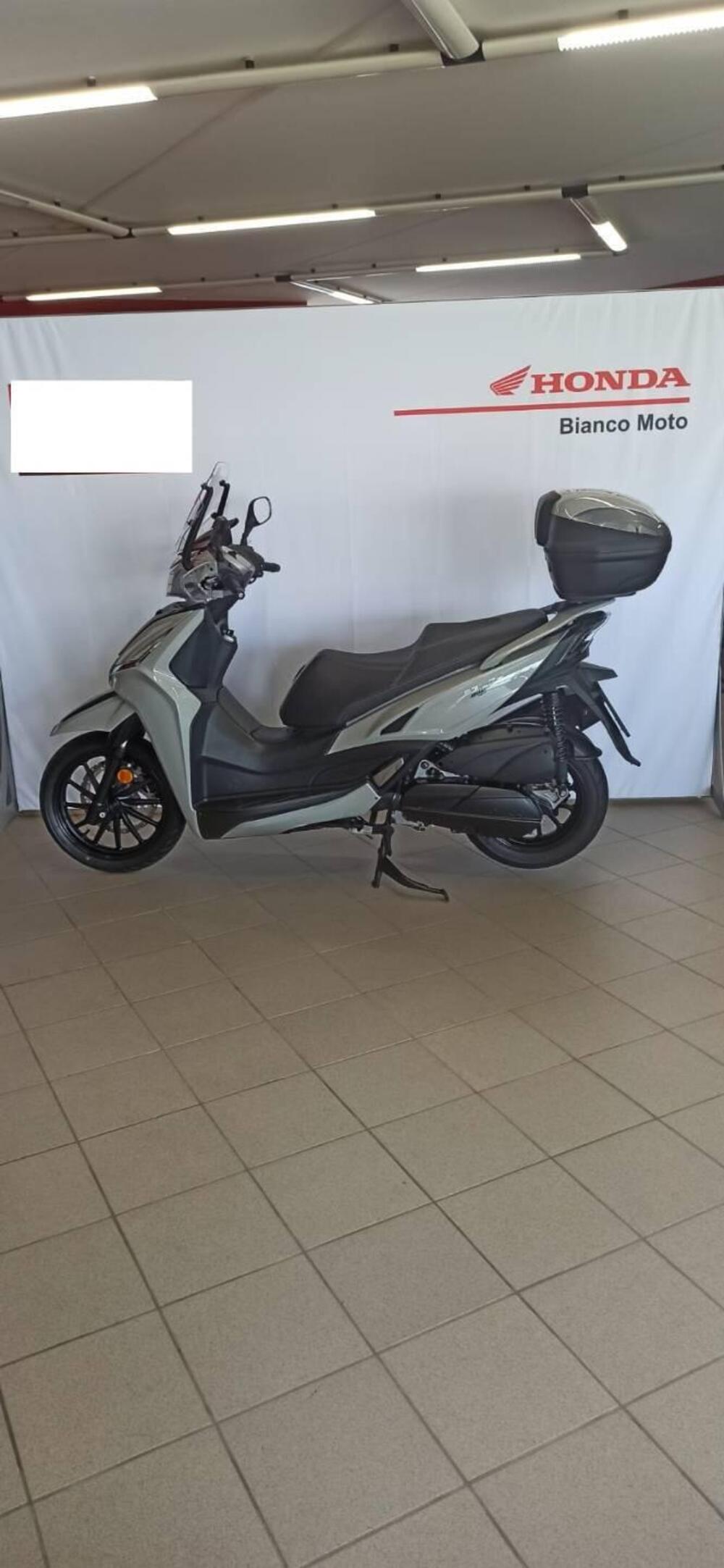 Kymco Agility 300 + (2020) (3)