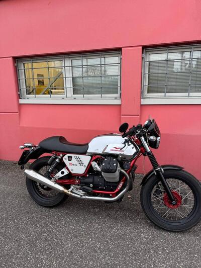 Moto Guzzi V7 Racer (2012 - 14) usata