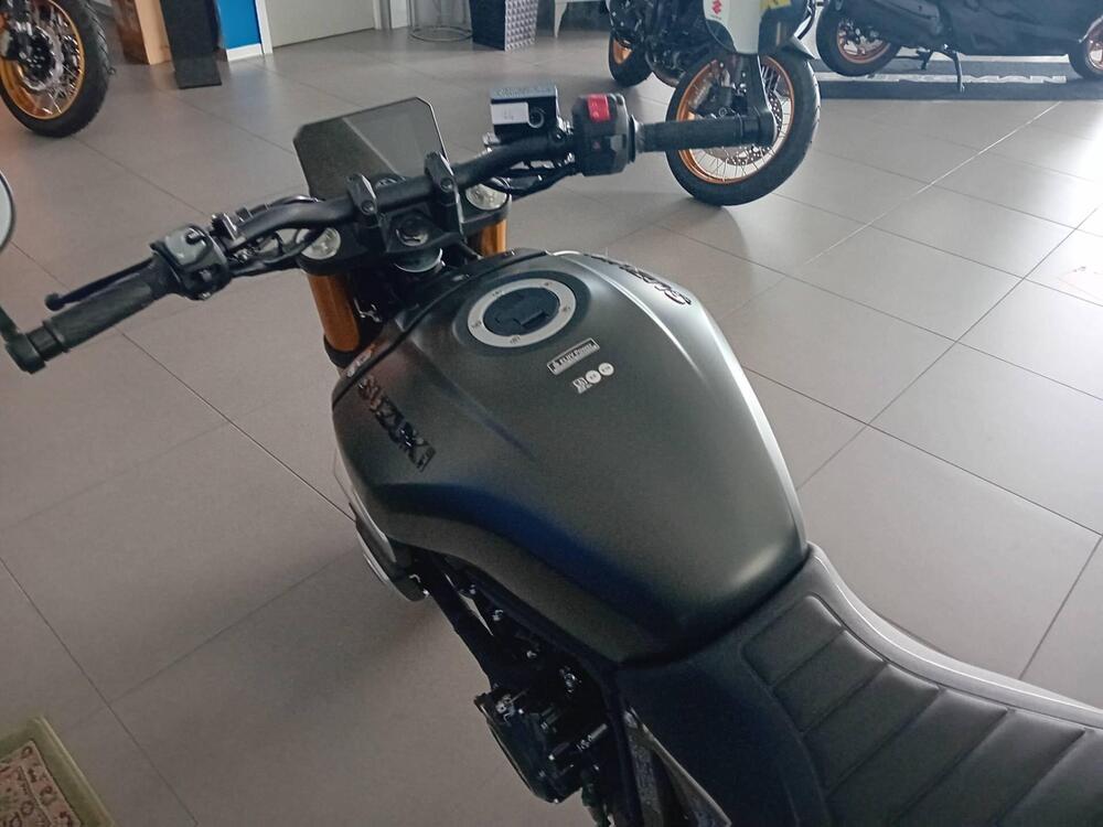 Suzuki GSX-8T (2025) (9)