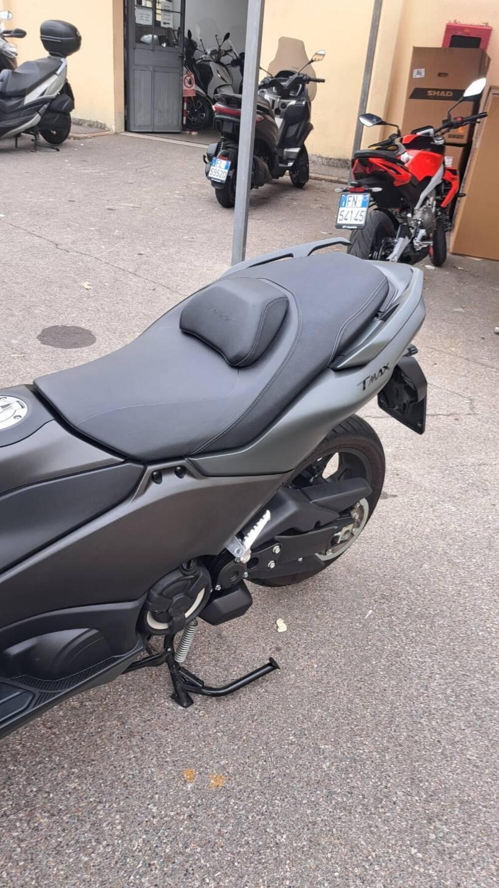 Yamaha T-Max 560 (2025 - 26) (10)