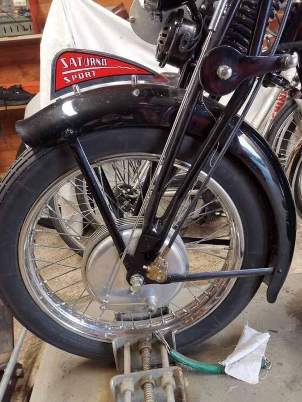 Gilera SATURNO  (20)