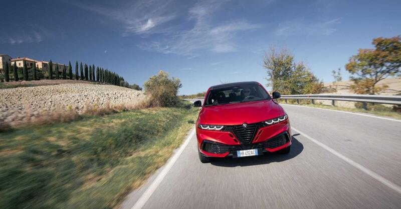 Nuova Alfa Romeo Tonale 2025: ordini aperti da 199&euro; al mese, tutti i prezzi e novit&agrave; del SUV italiano
