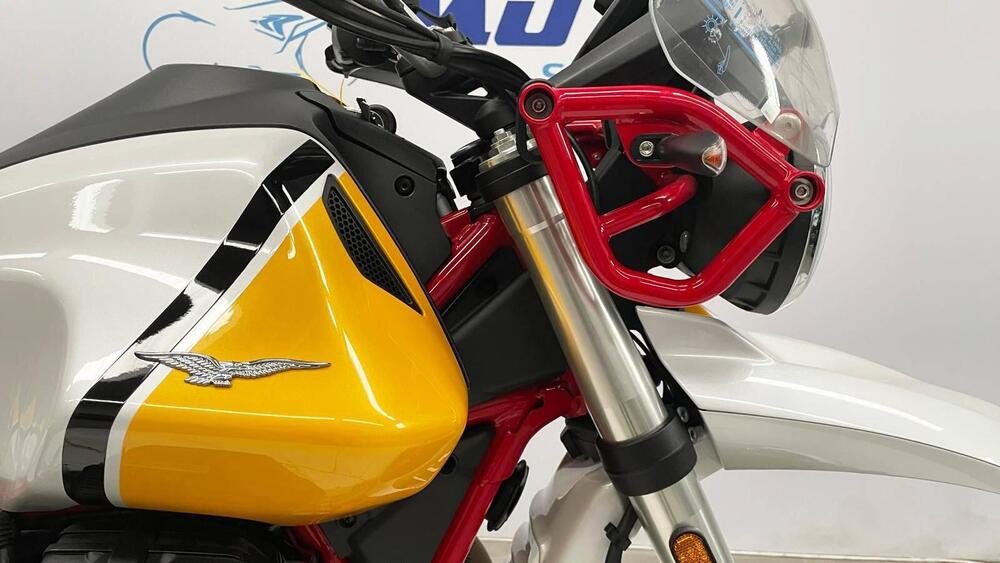 Moto Guzzi V85 TT (2019 - 20) (17)