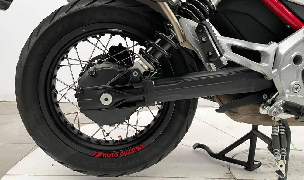 Moto Guzzi V85 TT (2019 - 20) (6)