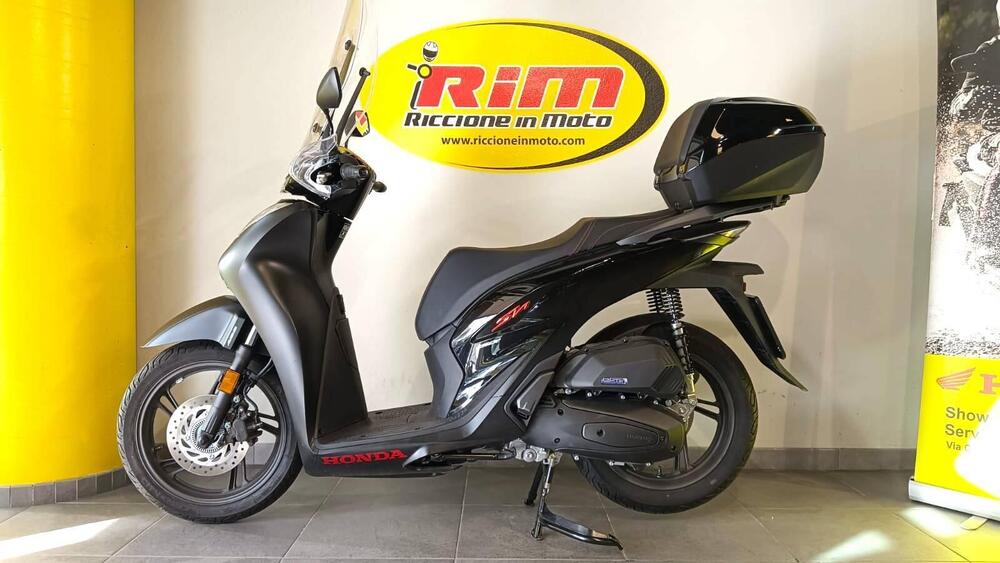 Honda SH 150i Sport (2022 - 23) (4)
