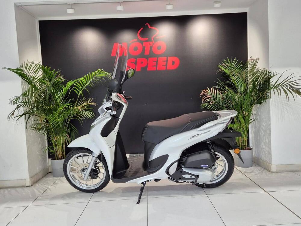 Honda SH 125 Mode (2024 - 25) (5)