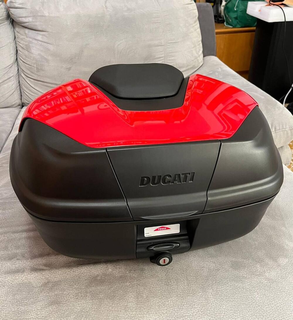 TOP CASE DUCATI MULTISTRADA V2/S/touring 2025 ROSS (4)