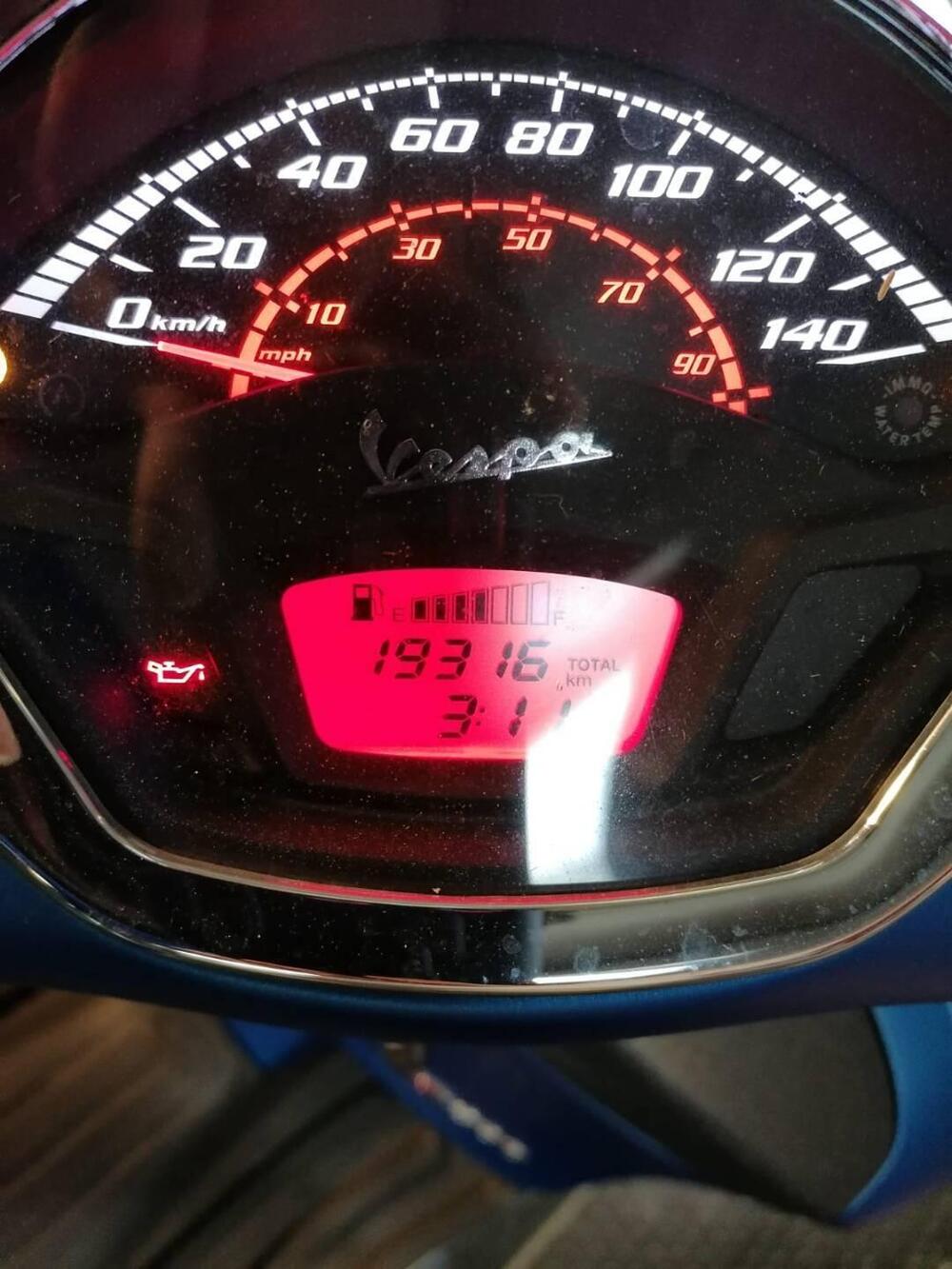 Vespa GTS 300 Super Sport Hpe (2021 - 22) (5)