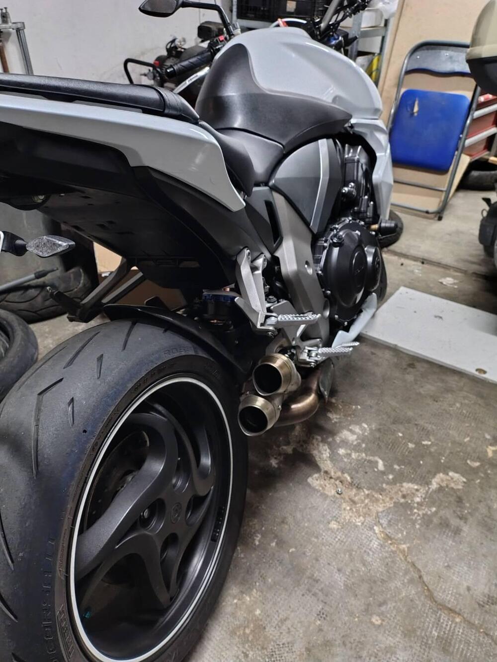 Honda CB 1000 R (2008 - 10) (3)