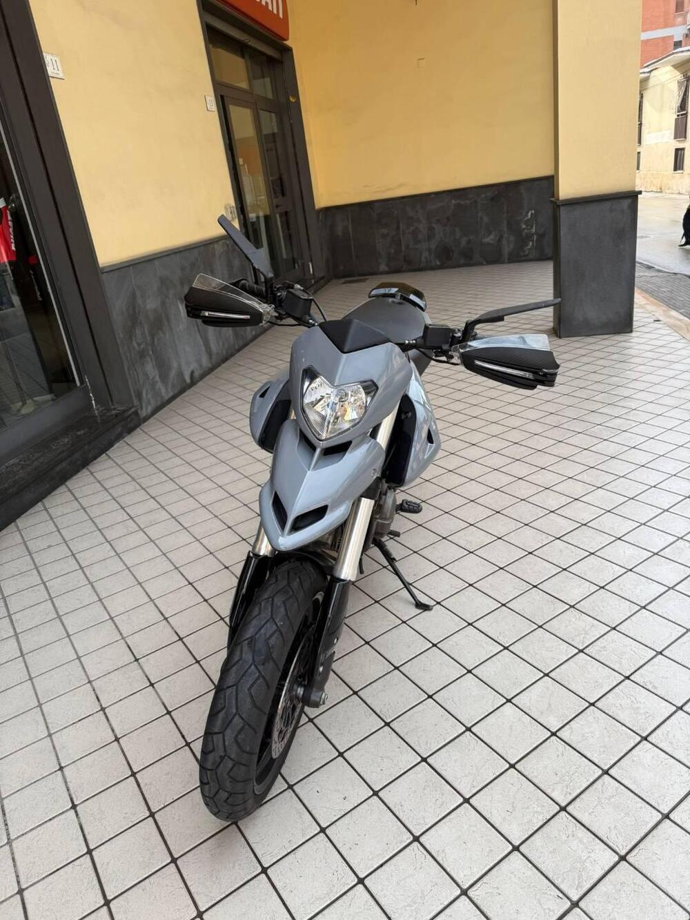 Ducati Hypermotard 796 (2012) (2)