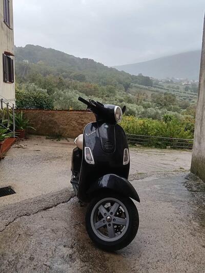 Vespa LX 50 (2005 - 08) usata