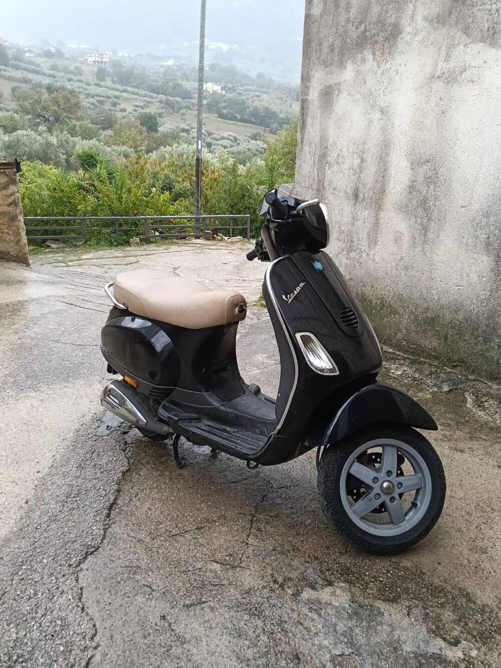 Vespa LX 50 (2005 - 08) (3)