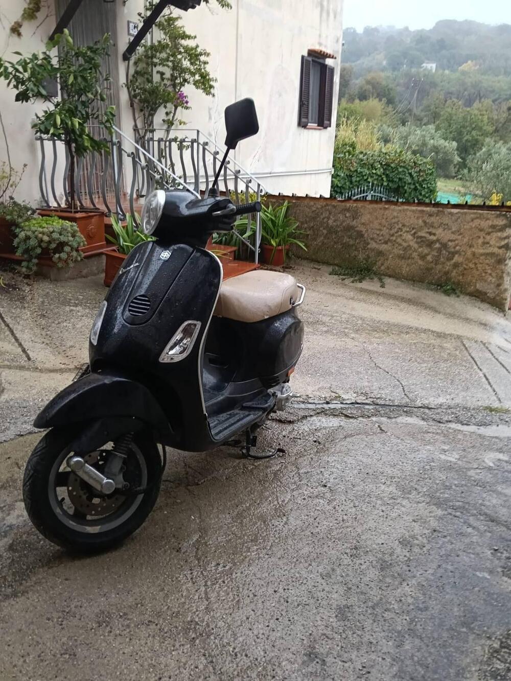 Vespa LX 50 (2005 - 08) (6)