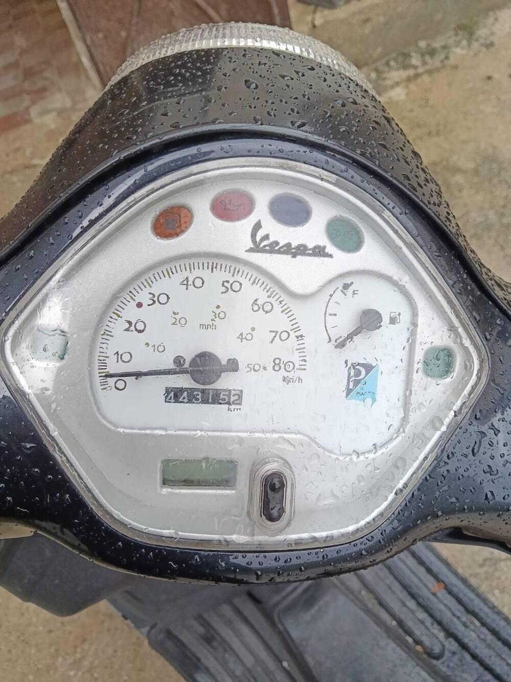 Vespa LX 50 (2005 - 08) (8)