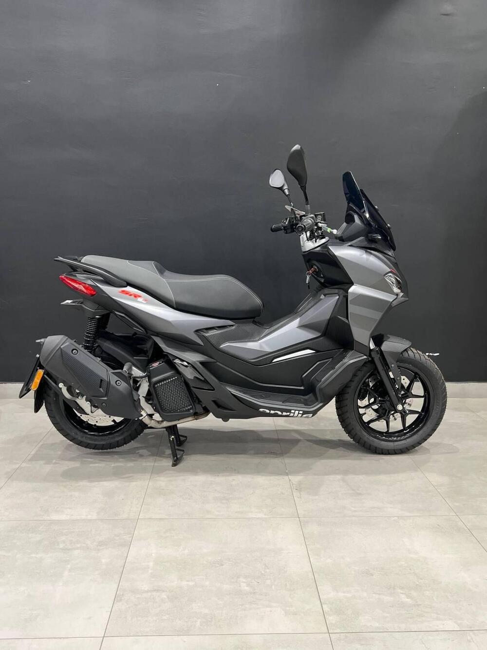 Aprilia SR GT 125 (2025 - 26) (2)