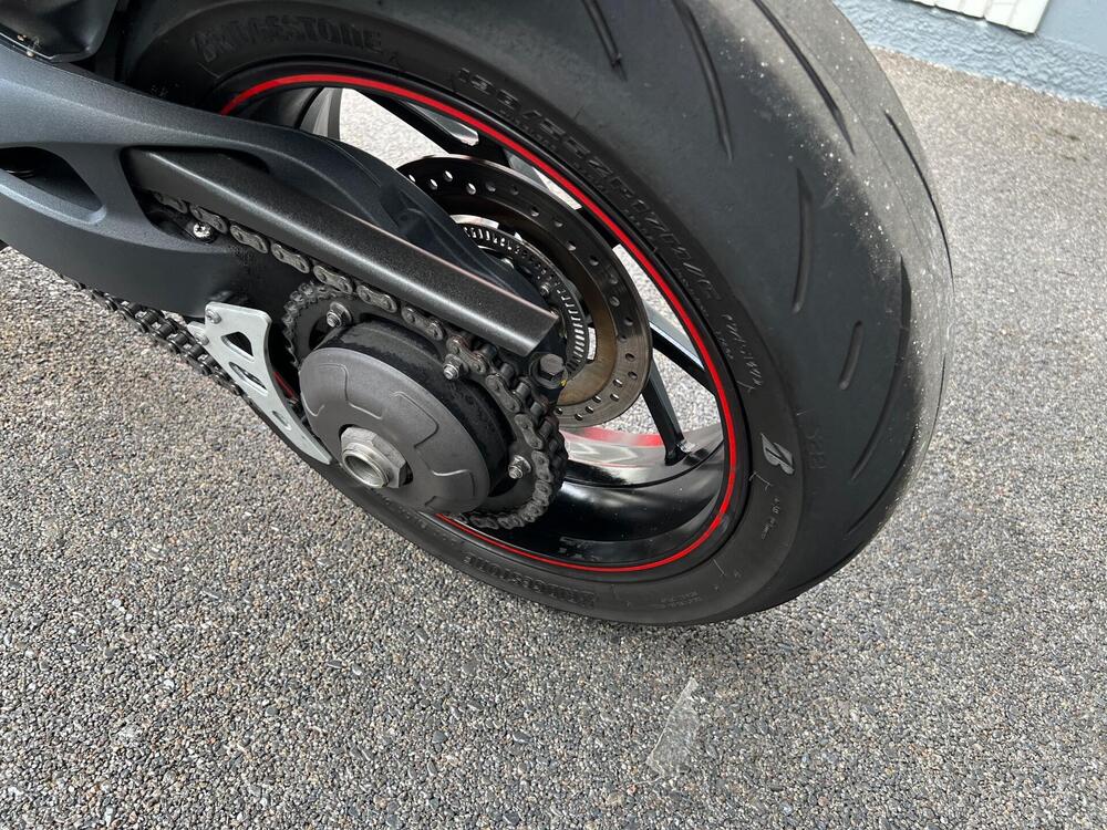 Triumph Speed Triple 1050 ABS (2011 - 15) (18)