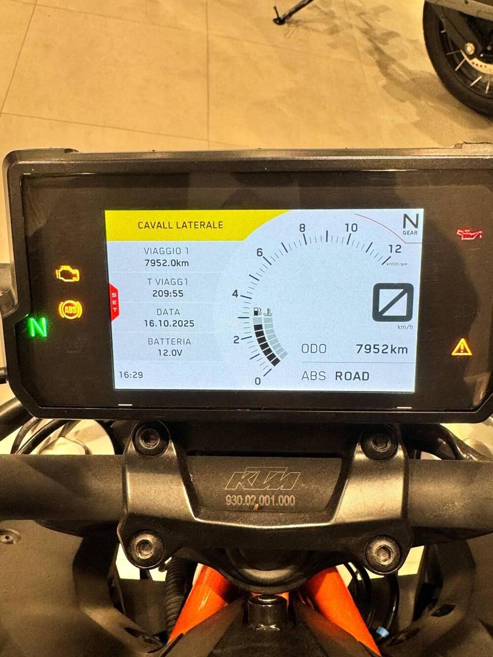 KTM 125 Duke (2021 - 23) (3)