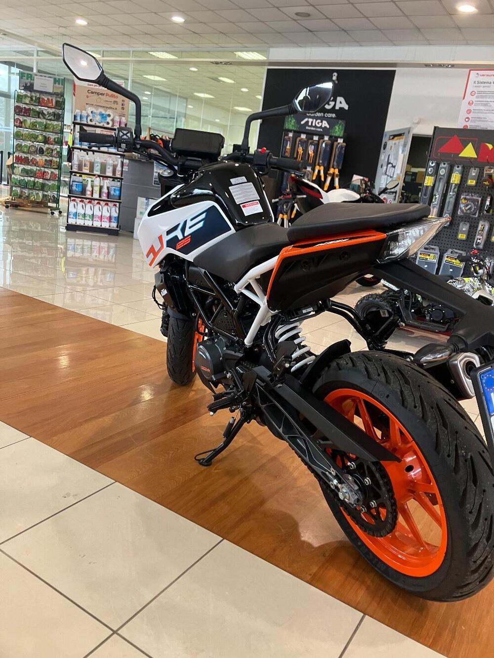 KTM 125 Duke (2024 - 25) (2)