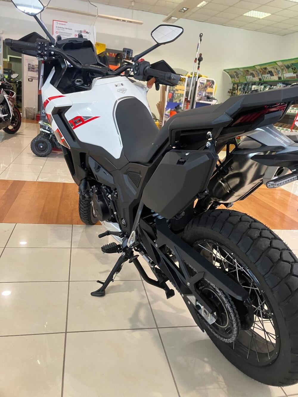 Zontes ZT703-F (2025 - 26) (4)