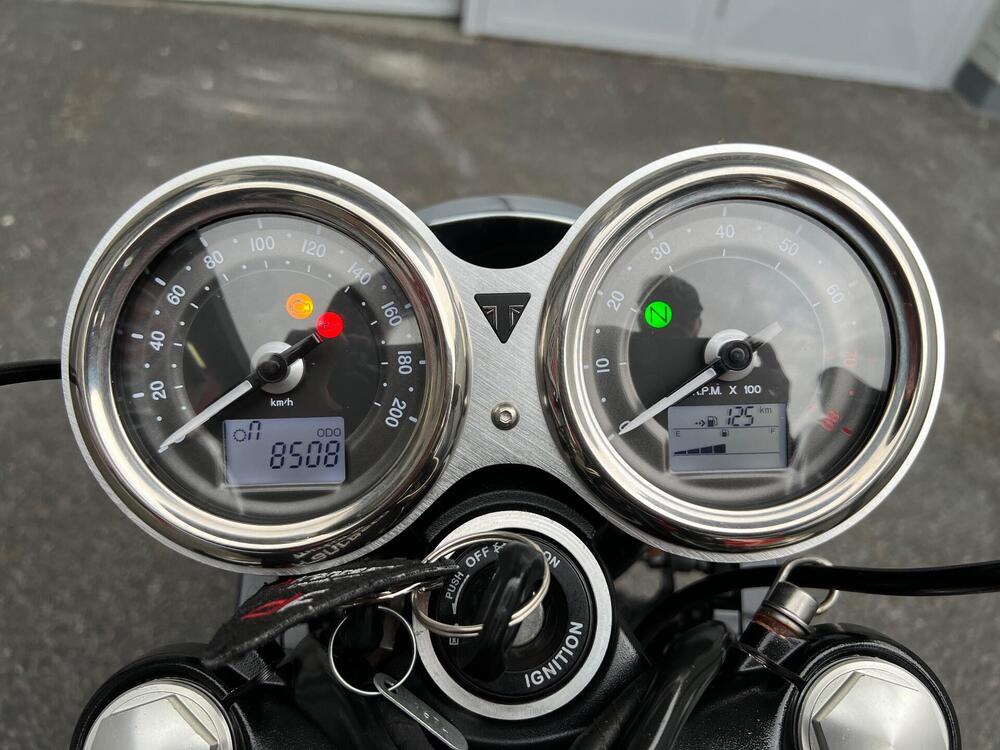 Triumph Bonneville T100 (2008 - 16) (6)