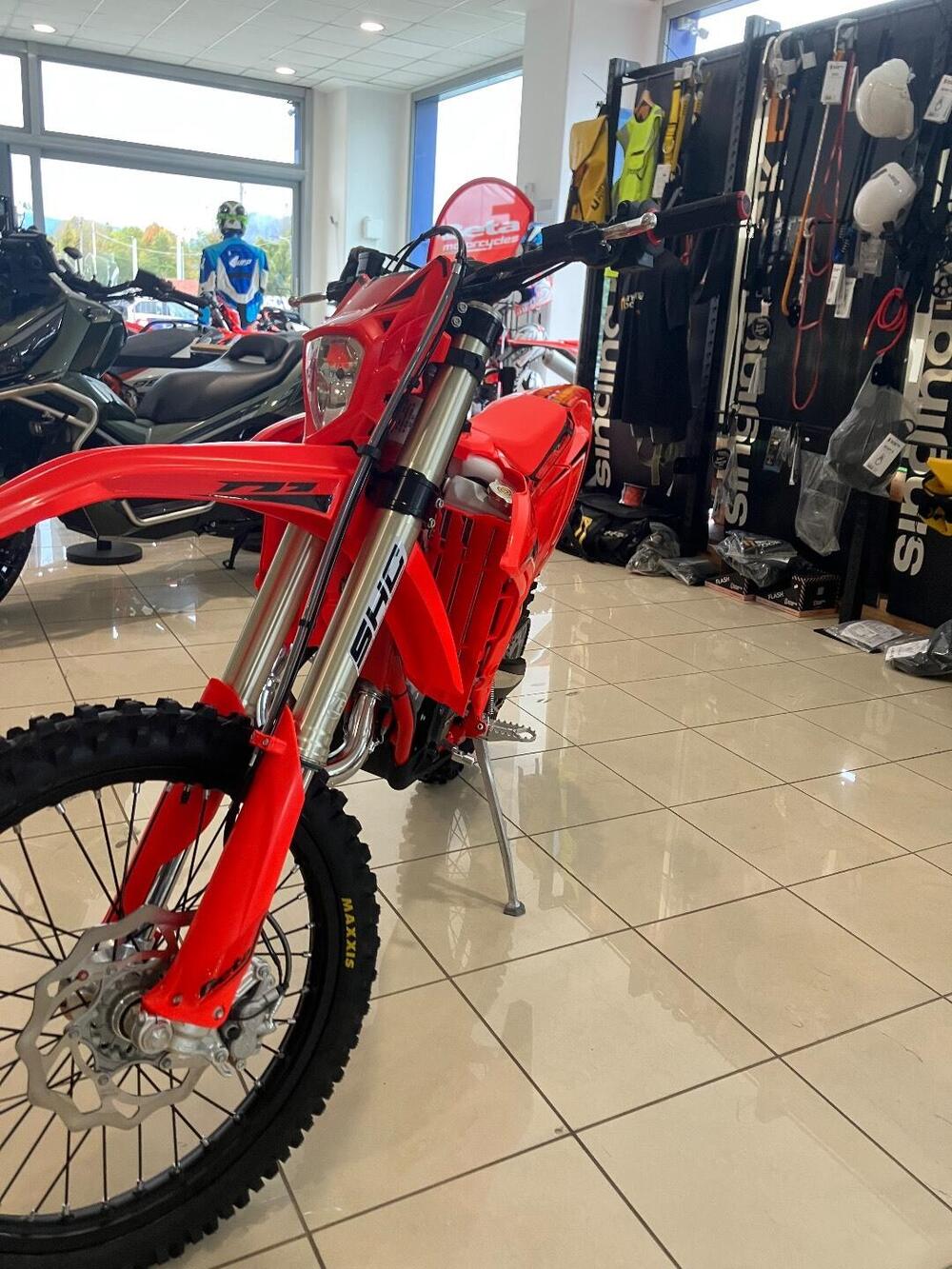 Betamotor RR X-PRO 125 2T Enduro (2026) (2)