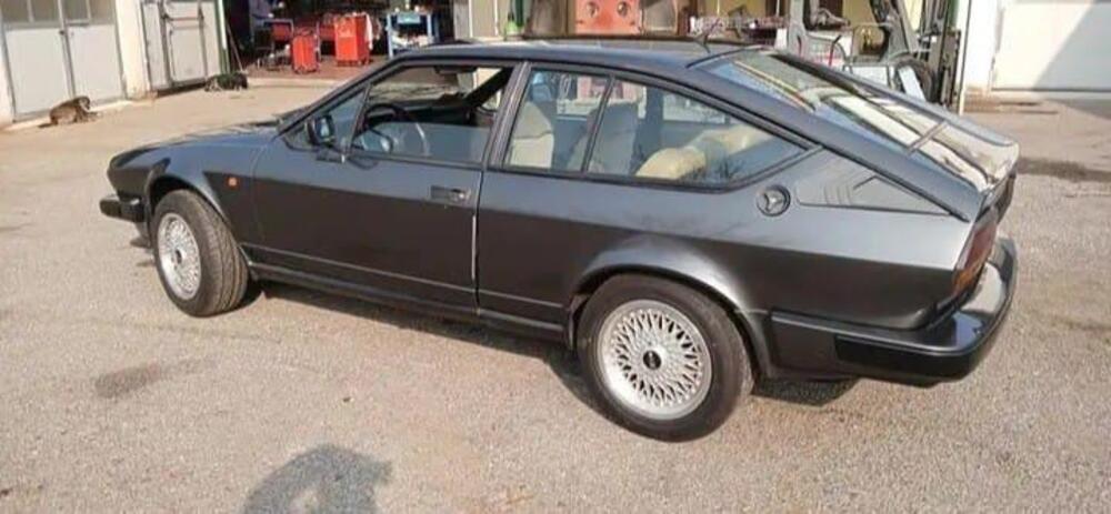 Alfa Romeo ALFETTA GTV 2.0 130 CV ASI / RIAR d'epoca a Cremona (5)