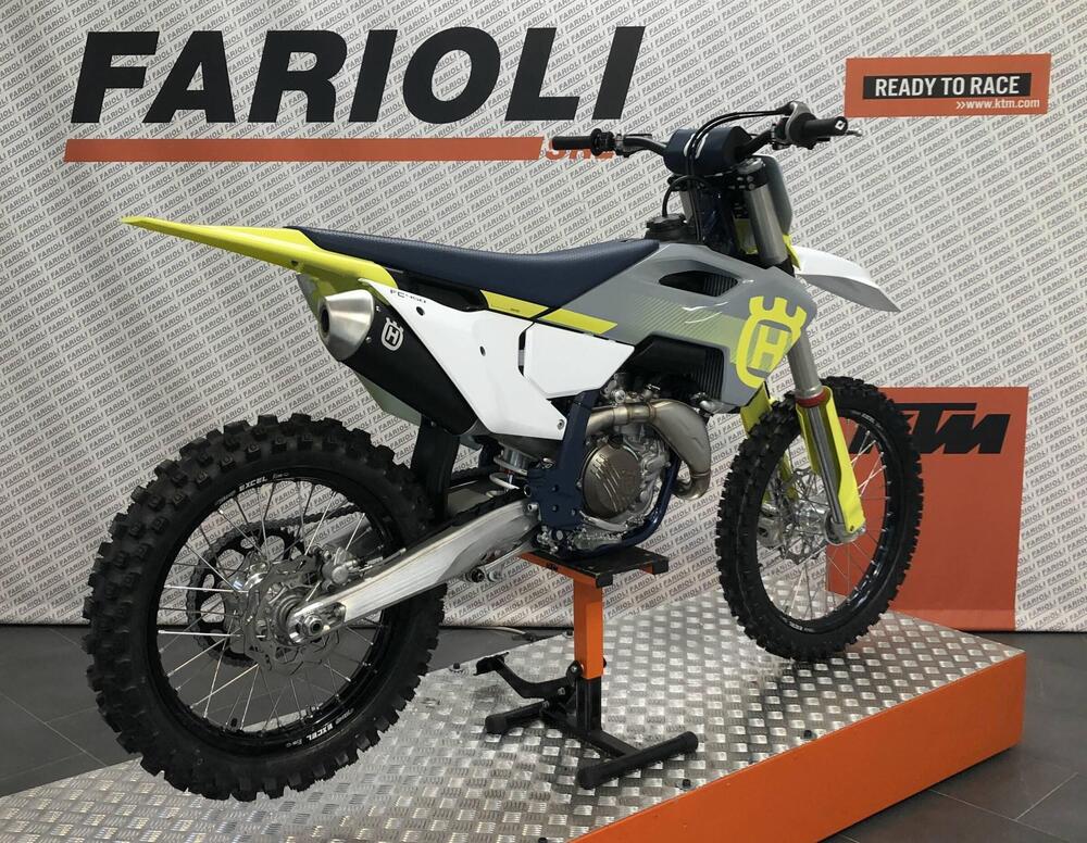 Husqvarna FC 450 (2024) (2)