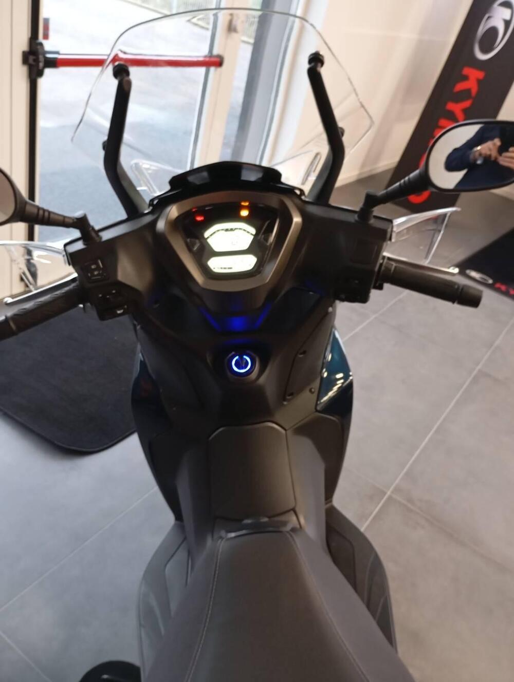 Kymco Agility 300i (2021 - 25) (5)