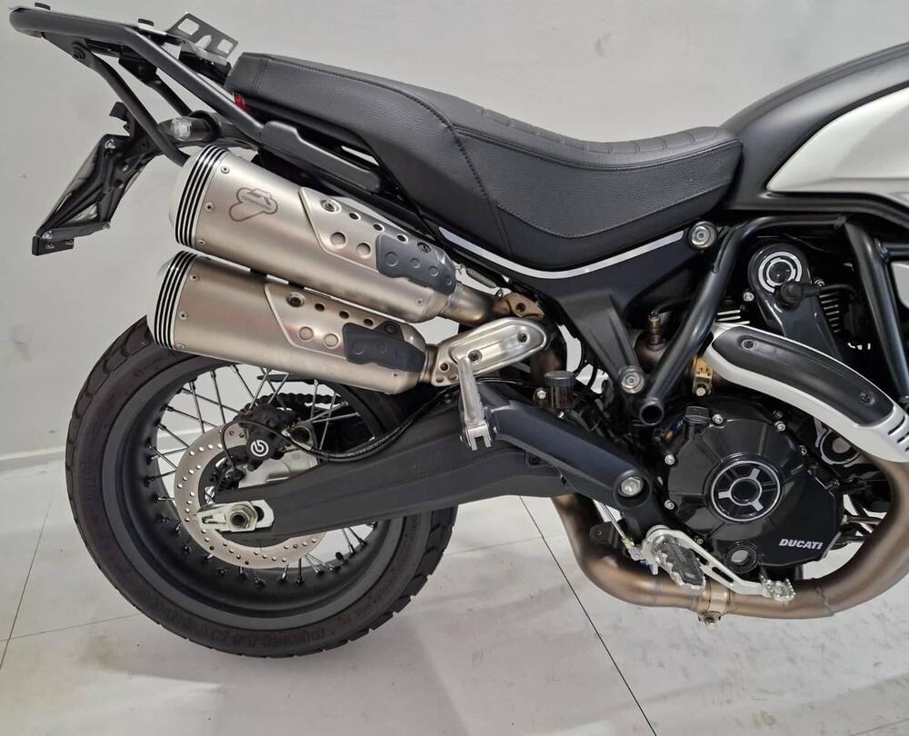 Ducati Scrambler 1100 Dark Pro (2020 - 24) (4)