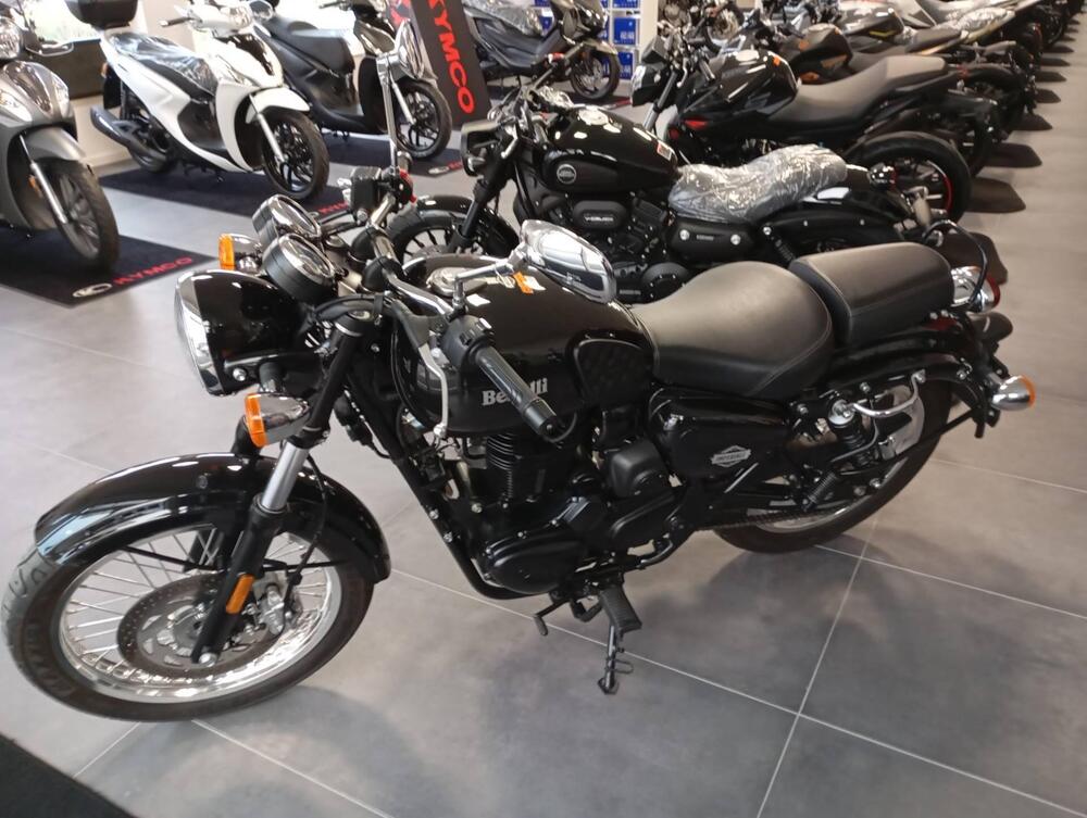 Benelli Imperiale 400 (2021 - 25) (4)