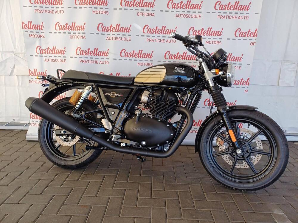 Royal Enfield Interceptor 650 (2021 - 26) (2)