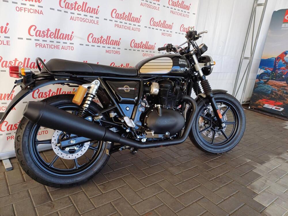 Royal Enfield Interceptor 650 (2021 - 26) (3)