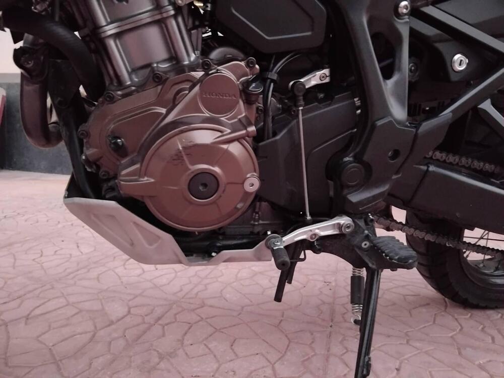 Honda Africa Twin CRF 1100L (2022 - 23) (8)