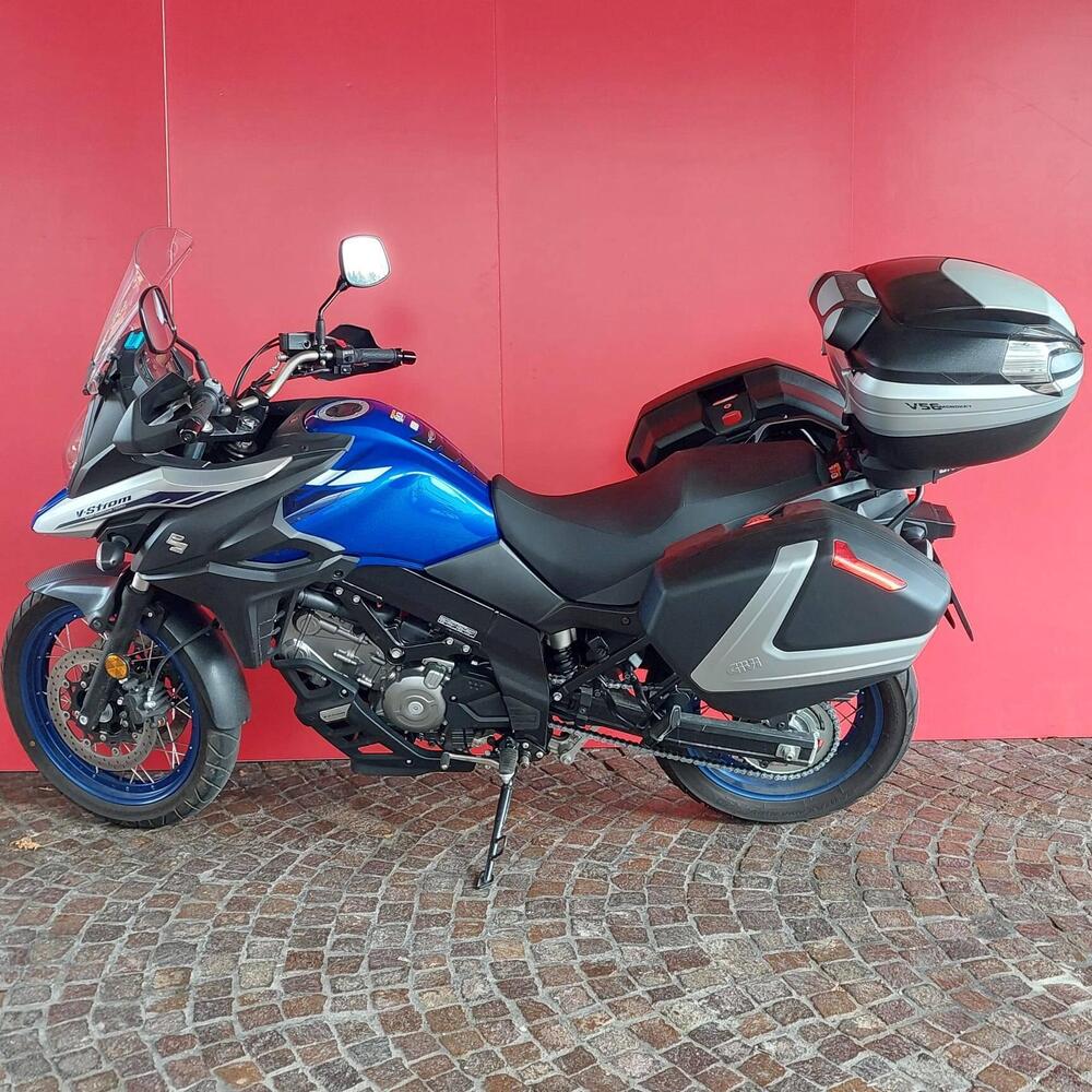 Suzuki V-Strom 650 (2021 - 25) (3)