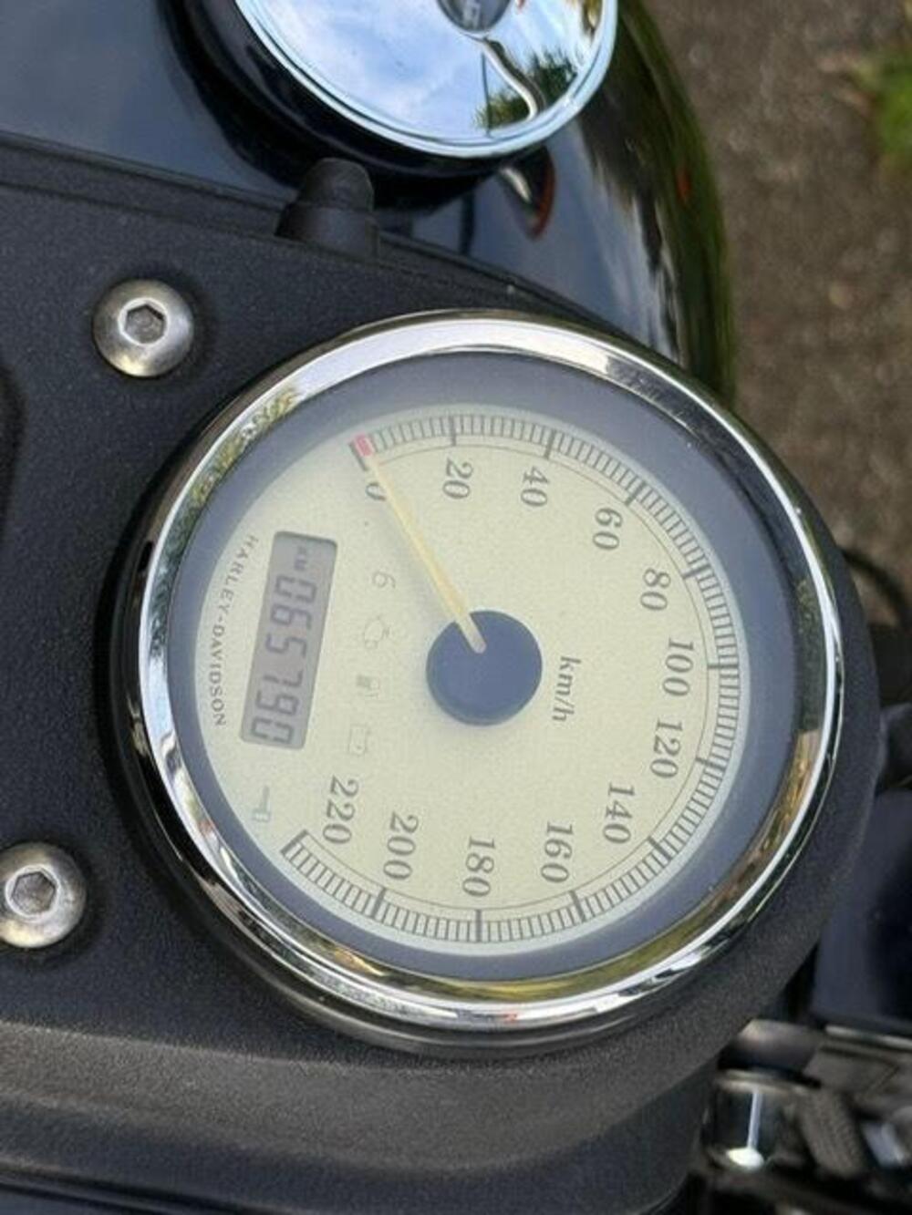 Harley-Davidson 1584 Street Bob (2008 - 15) - FXDB (10)