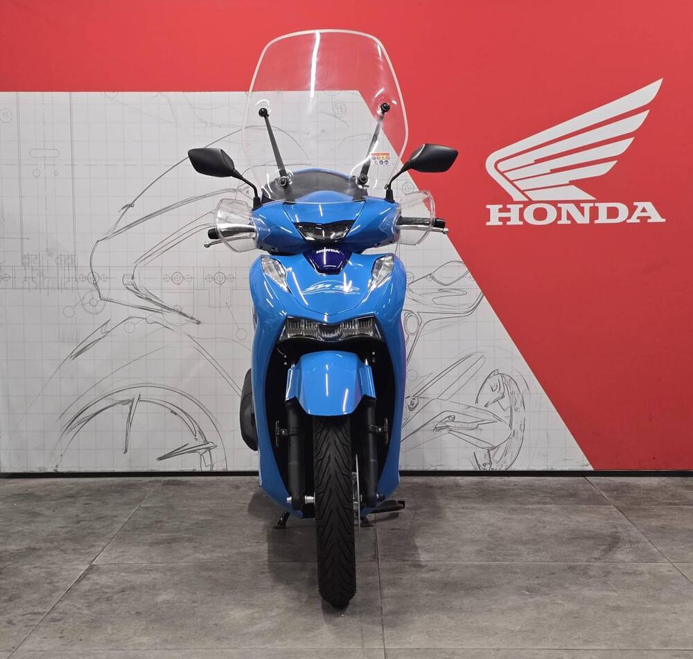 Honda SH 125i (2024 - 25) (2)