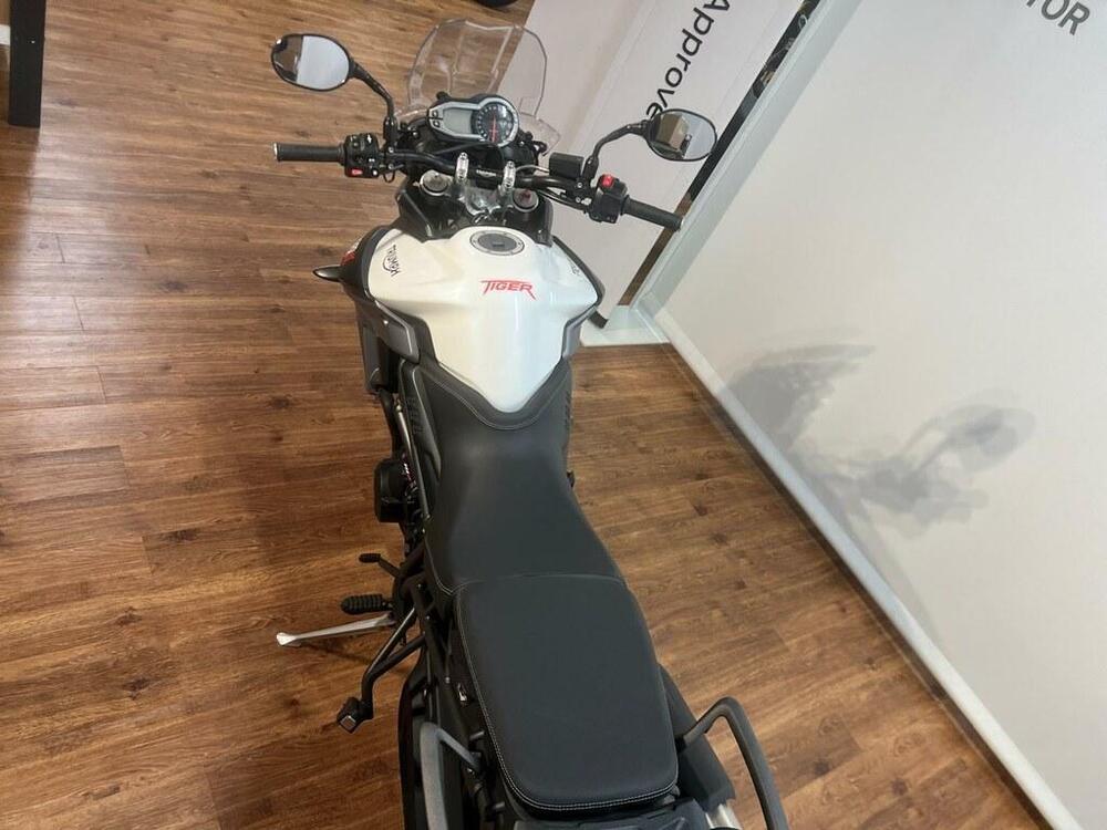 Triumph Tiger 800 XC (2015 - 17) (7)