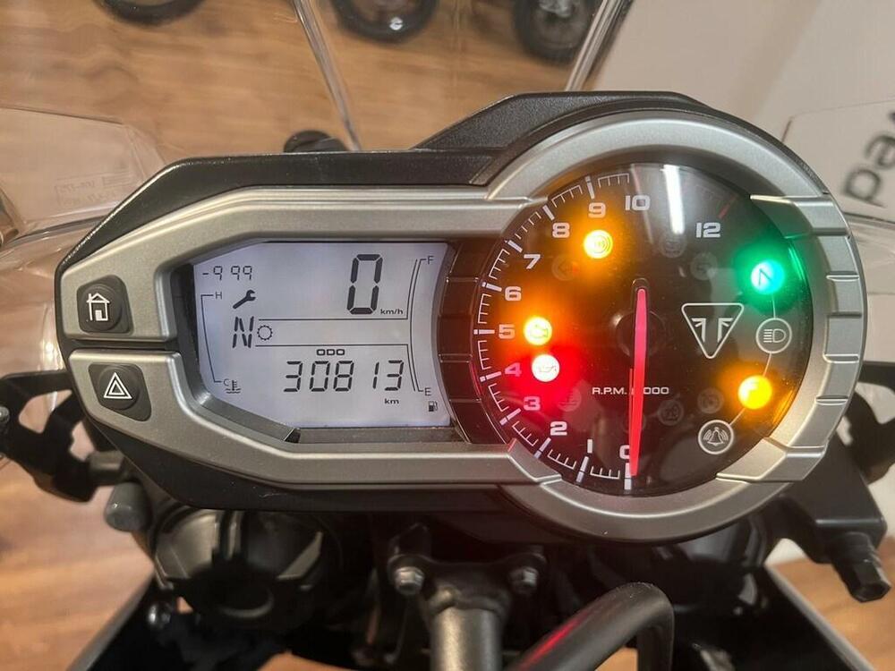 Triumph Tiger 800 XC (2015 - 17) (8)