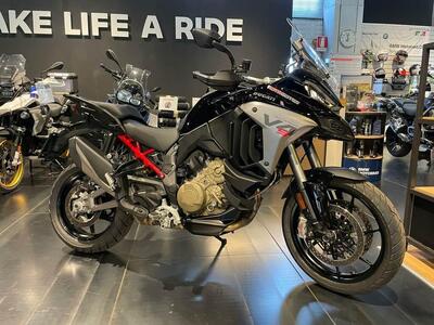 Ducati Multistrada V4 S (2025) usata