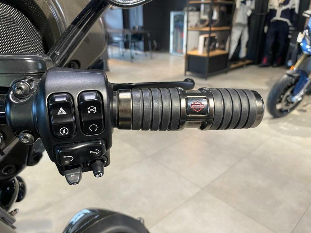 Harley-Davidson 117 Limited (2021) - FLHTKSE (11)